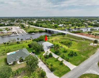 2704 Se Eagle Drive - Photo Thumbnail 57