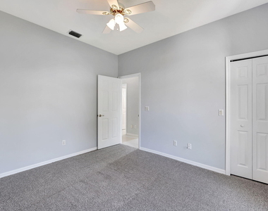 2704 Se Eagle Drive - Photo Thumbnail 28