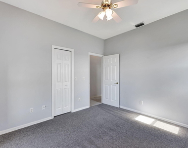 2704 Se Eagle Drive - Photo Thumbnail 26