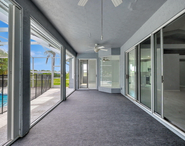 2704 Se Eagle Drive - Photo Thumbnail 36