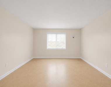 4528 Sw 54th Street - Photo Thumbnail 3