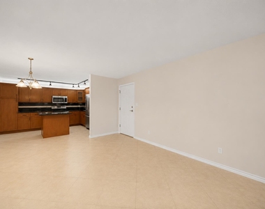 4528 Sw 54th Street - Photo Thumbnail 16
