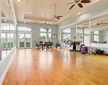 207 Isle Verde Way - Photo Thumbnail 71