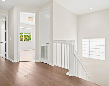 207 Isle Verde Way - Photo Thumbnail 38