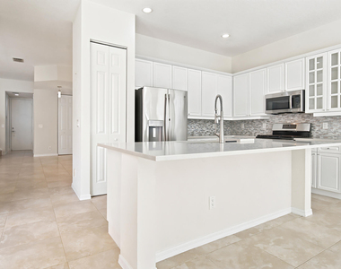 207 Isle Verde Way - Photo Thumbnail 20