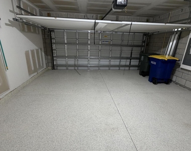 812 Persimmon Place - Photo Thumbnail 13