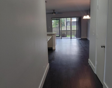 2147 Discovery Circle W - Photo Thumbnail 30