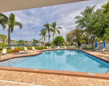 2147 Discovery Circle W - Photo Thumbnail 20
