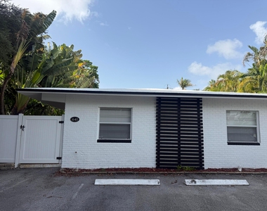 1640 Ne 4th Place - Photo Thumbnail 13