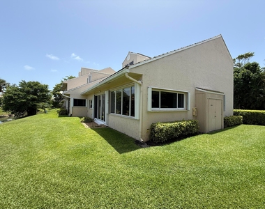 225 N Lakeshore Drive - Photo Thumbnail 55