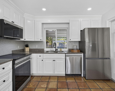 11760 Inverness Circle - Photo Thumbnail 1