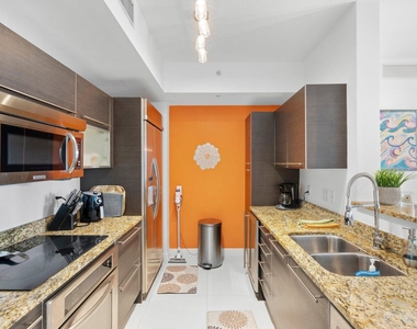 550 Okeechobee Boulevard - Photo Thumbnail 11