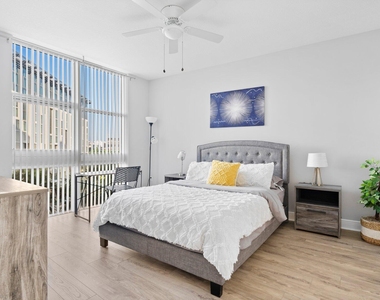 550 Okeechobee Boulevard - Photo Thumbnail 16