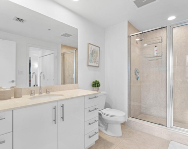 550 Okeechobee Boulevard - Photo Thumbnail 17