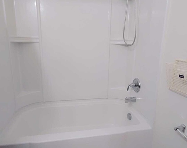 243 Sw 7th Court - Photo Thumbnail 19