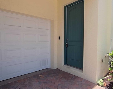 243 Sw 7th Court - Photo Thumbnail 30