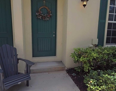 243 Sw 7th Court - Photo Thumbnail 1
