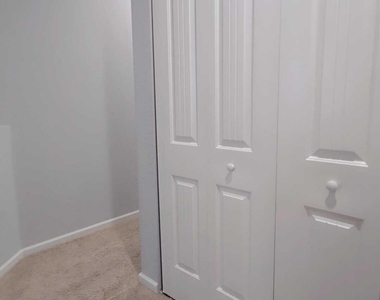 243 Sw 7th Court - Photo Thumbnail 13