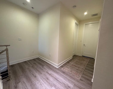 6461 Nw 103rd Passage - Photo Thumbnail 33
