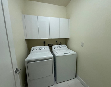 6461 Nw 103rd Passage - Photo Thumbnail 37