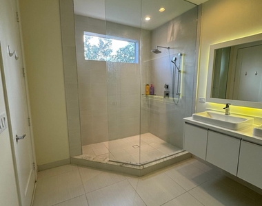 6461 Nw 103rd Passage - Photo Thumbnail 45