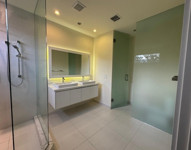6461 Nw 103rd Passage - Photo Thumbnail 39