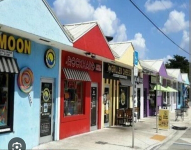 2607 Ne 8th Avenue - Photo Thumbnail 19