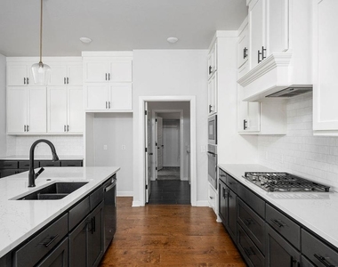 800 Firefork Avenue - Photo Thumbnail 9