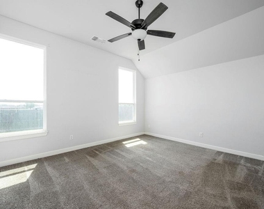 800 Firefork Avenue - Photo Thumbnail 22