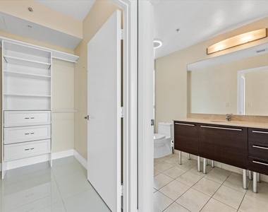1900 N Bayshore Drive - Photo Thumbnail 9
