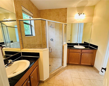 3512 Sw 93rd Avenue - Photo Thumbnail 1