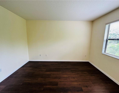 3512 Sw 93rd Avenue - Photo Thumbnail 14