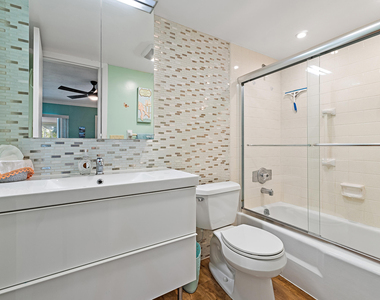 4 Westwood Avenue - Photo Thumbnail 25