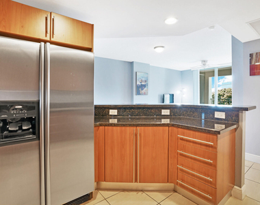 610 Clematis Street - Photo Thumbnail 6