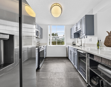 520 Se 5th Ave - Photo Thumbnail 9