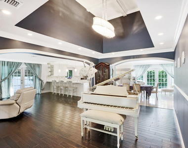 17 E Ocean Avenue - Photo Thumbnail 9