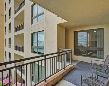 100 N Federal Highway - Photo Thumbnail 35