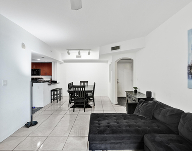 100 N Federal Highway - Photo Thumbnail 26