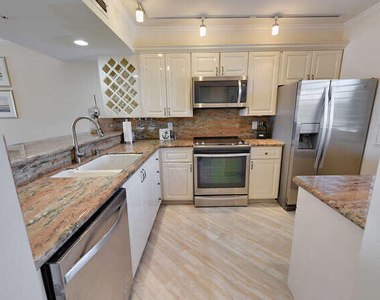 2601 Marina Isle Way - Photo Thumbnail 10