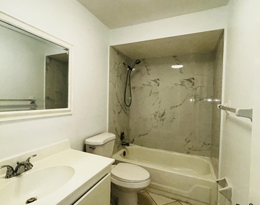 11983 Shakerwood Lane - Photo Thumbnail 36