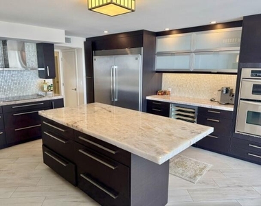 3100 Ne 47th Court - Photo Thumbnail 13
