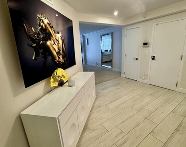 3100 Ne 47th Court - Photo Thumbnail 10