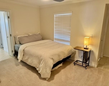 3100 Ne 47th Court - Photo Thumbnail 34