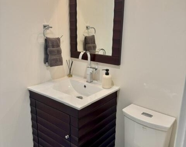 3100 Ne 47th Court - Photo Thumbnail 36