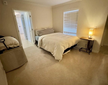 3100 Ne 47th Court - Photo Thumbnail 31