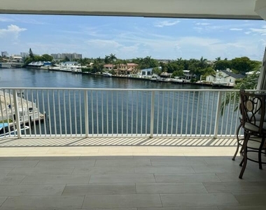 3100 Ne 47th Court - Photo Thumbnail 16