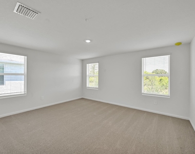 575 Salisbury Circle - Photo Thumbnail 19