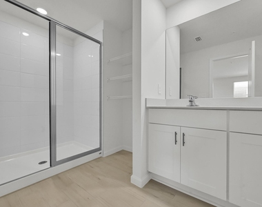 575 Salisbury Circle - Photo Thumbnail 24