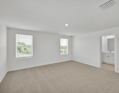 575 Salisbury Circle - Photo Thumbnail 21