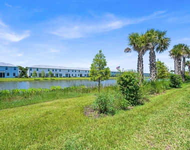 575 Salisbury Circle - Photo Thumbnail 30